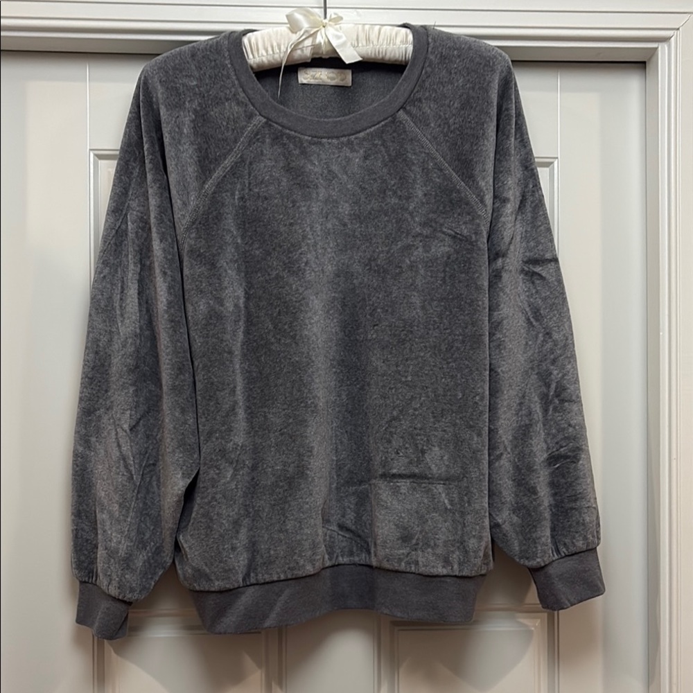 Suzie Kondi Samos Velour Sweatshirt